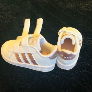 Rose Gold Girls Adidas Sambas